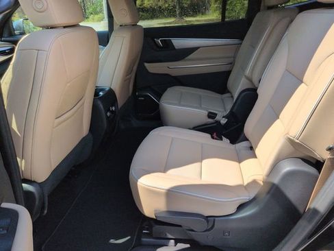 New 2026 Buick Enclave Preferred w/ Power Package FWD image 19