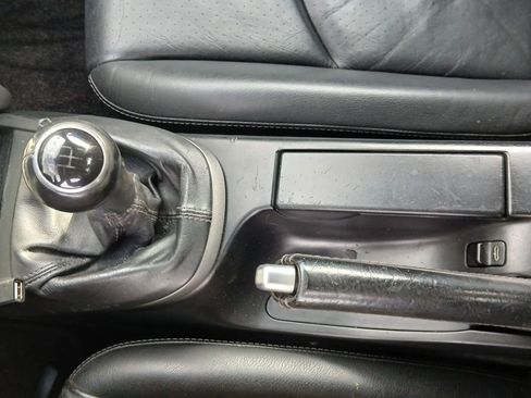 Used 2005 Porsche Boxster image 19