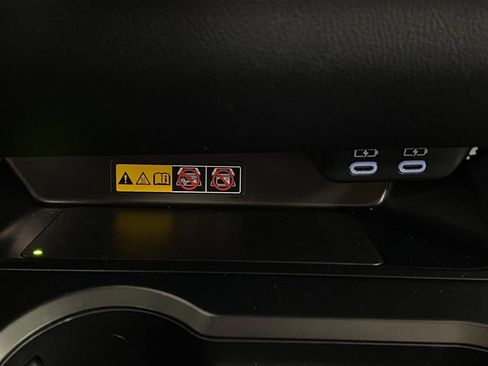 Certified 2025 Lexus UX 300h AWD w/ Accessory Package (Z1) image 24