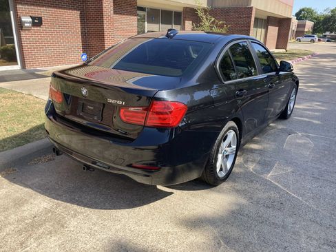 Used 2012 BMW 328i Sedan RWD image 2