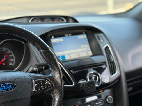 Used 2017 Ford Focus RS image 16