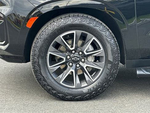 Used 2022 Chevrolet Tahoe Z71 w/ Z71 Off-Road Package image 49
