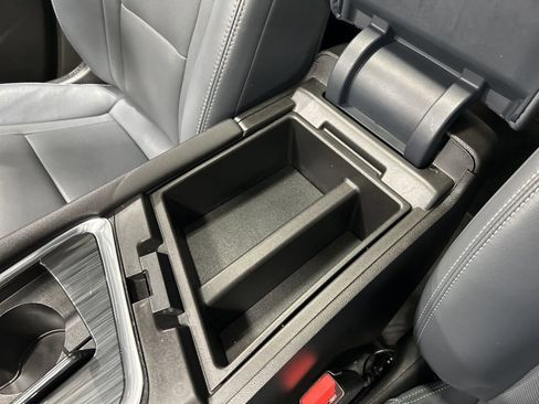 Used 2023 Buick Enclave Essence w/ Experience Buick Package image 24