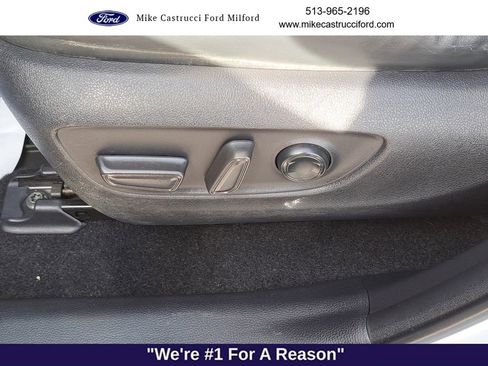 Used 2021 Toyota RAV4 XLE Premium image 21