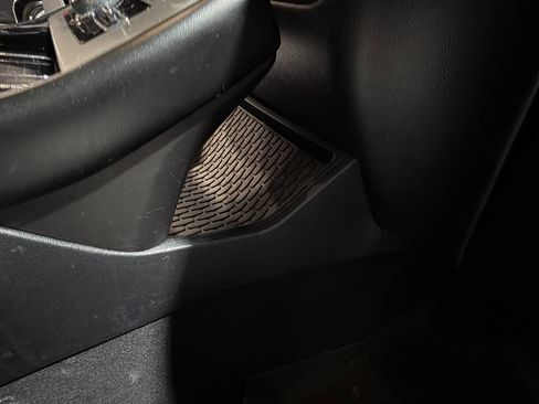 Used 2021 Lincoln Aviator AWD image 38