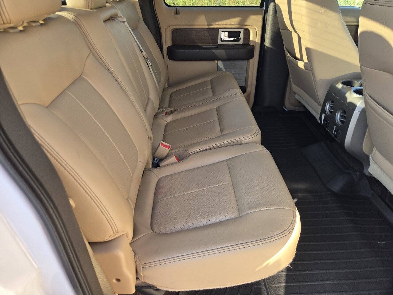 Used 2014 Ford F150 Lariat w/ Equipment Group 501A Mid AWD/4WD image 6