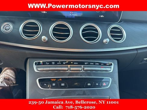 Used 2022 Mercedes-Benz E 350 4MATIC Sedan w/ AMG Line Exterior image 38