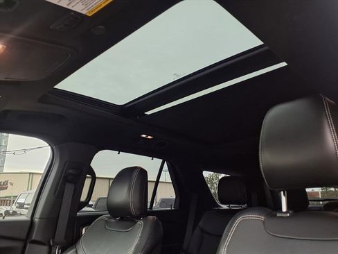 Used 2020 Ford Explorer ST w/ ST Street Pack image 18