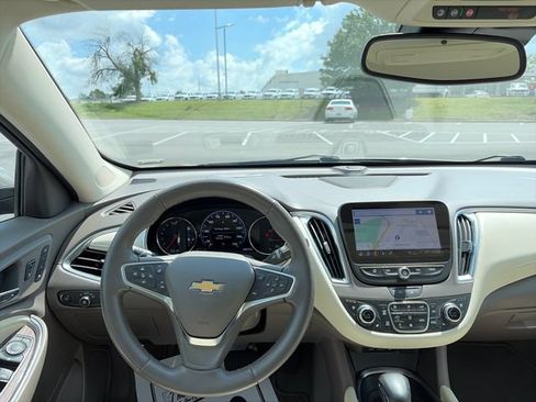 Used 2024 Chevrolet Malibu LT FWD image 28