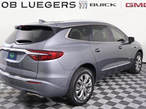 Certified 2021 Buick Enclave Avenir w/ Avenir Technology Package FWD image 5
