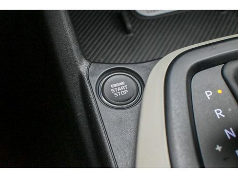 Used 2025 Kia K4 GT-Line image 42