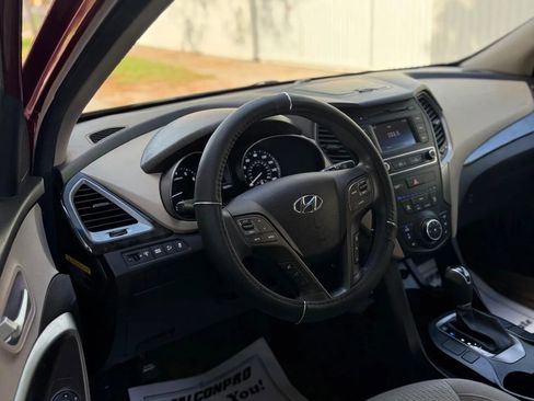 Used 2017 Hyundai Santa Fe Sport FWD image 11