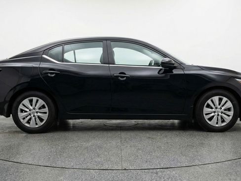 Used 2025 Nissan Sentra S FWD image 11