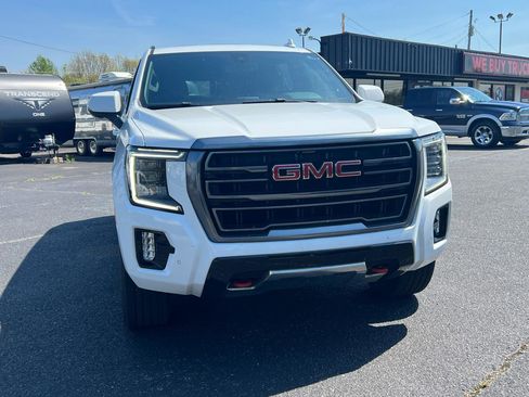 Used 2022 GMC Yukon AT4 image 2