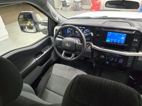 Used 2025 Ford F250 XLT AWD/4WD image 40