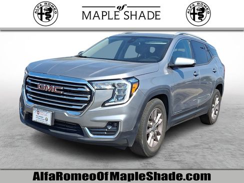 Used 2024 GMC Terrain SLT AWD/4WD image 1