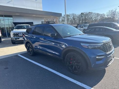 Used 2022 Ford Explorer ST w/ Equipment Group 401A image 12