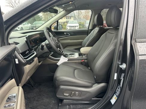 New 2026 Kia Carnival image 9