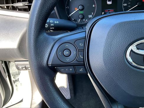 Certified 2025 Toyota Corolla LE image 23