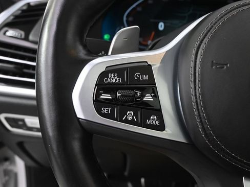 Used 2022 BMW X6 xDrive40i w/ M Sport Package AWD/4WD image 36