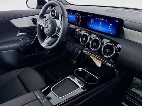 New 2026 Mercedes-Benz CLA 250 image 15