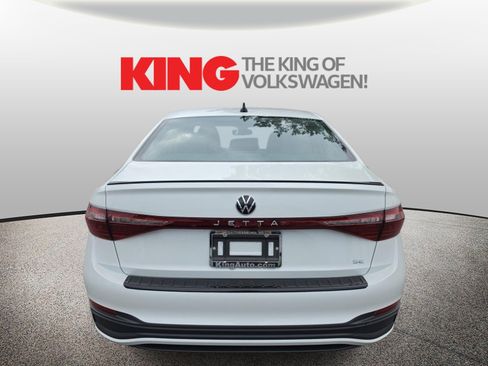 New 2026 Volkswagen Jetta SE FWD image 4