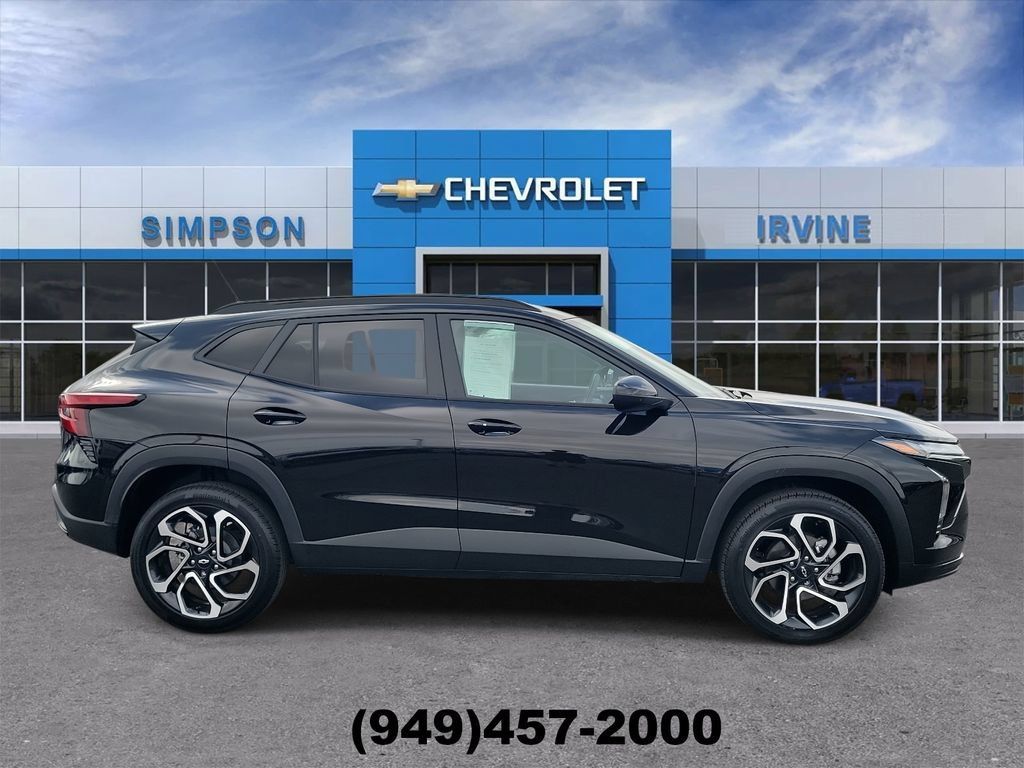 Used 2026 Chevrolet Trax RS w/ Driver Confidence Package FWD image 9