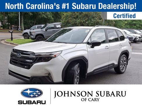 Used 2025 Subaru Forester Touring w/ Protection Package image 12