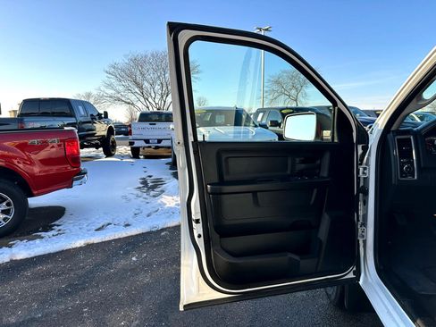 Used 2023 RAM 1500 Express w/ Wheel & Sound Group image 11