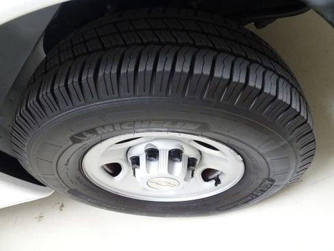 Used 2020 Chevrolet Express 2500 w/ Communications Package image 8