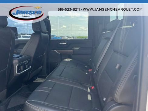 Used 2021 Chevrolet Silverado 2500 High Country AWD/4WD image 19