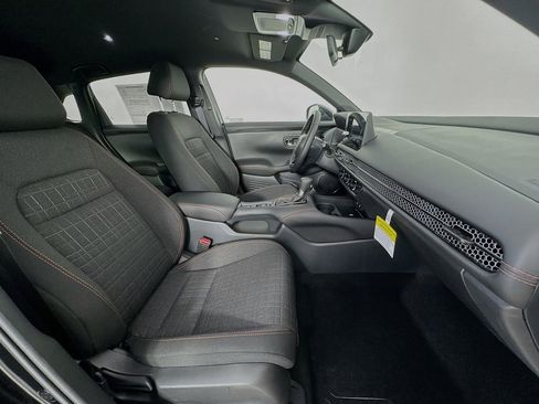 New 2026 Honda HR-V Sport image 33