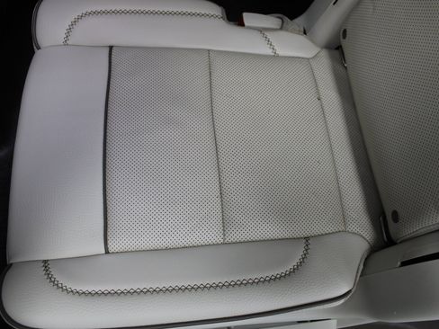 Used 2021 GMC Yukon XL Denali image 17