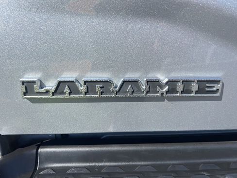 Used 2024 RAM 2500 Laramie AWD/4WD image 46