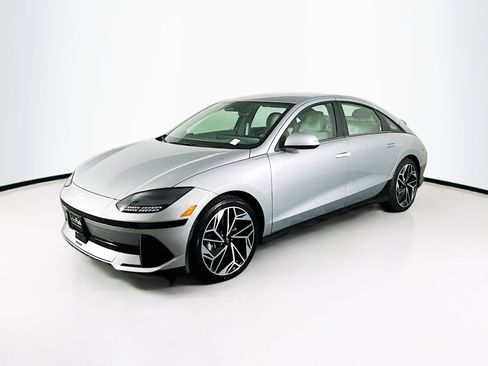 Used 2024 Hyundai Ioniq 6 SEL image 3