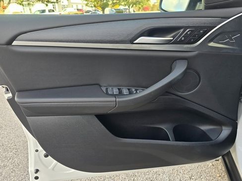 Used 2024 BMW X3 xDrive30i w/ Convenience Package image 16