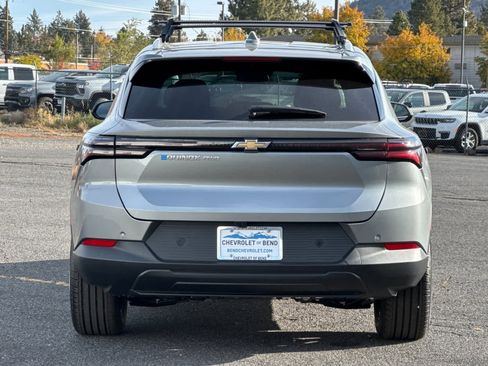 New 2026 Chevrolet Equinox EV LT image 7