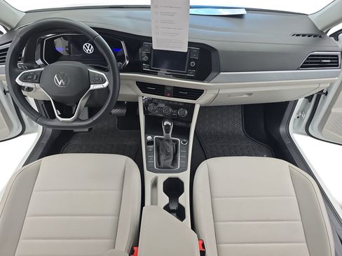 Certified 2023 Volkswagen Jetta SE FWD image 9