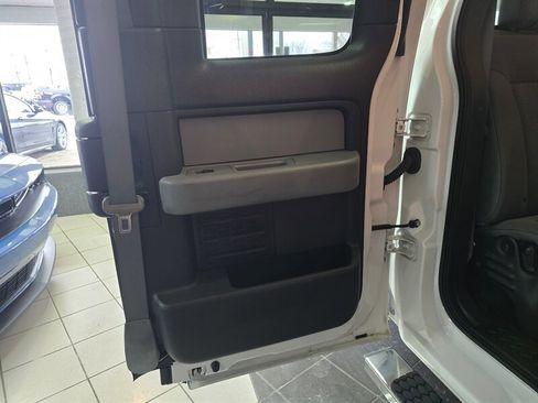 Used 2014 Ford F150 XLT image 14