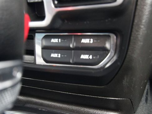 Used 2023 Jeep Wrangler Unlimited Sahara image 26