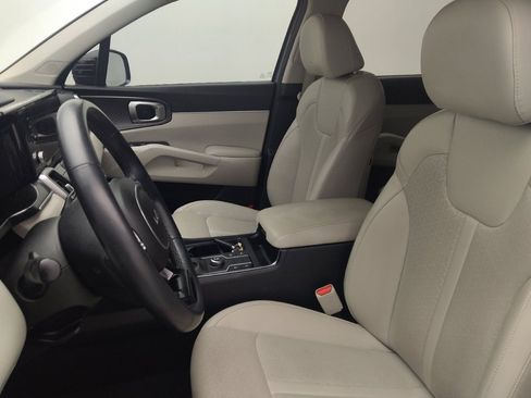 Used 2023 Kia Sorento S w/ Panoramic Sunroof Package FWD image 17
