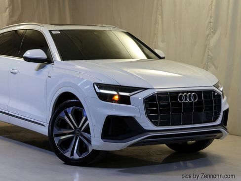Used 2022 Audi Q8 Premium Plus image 2