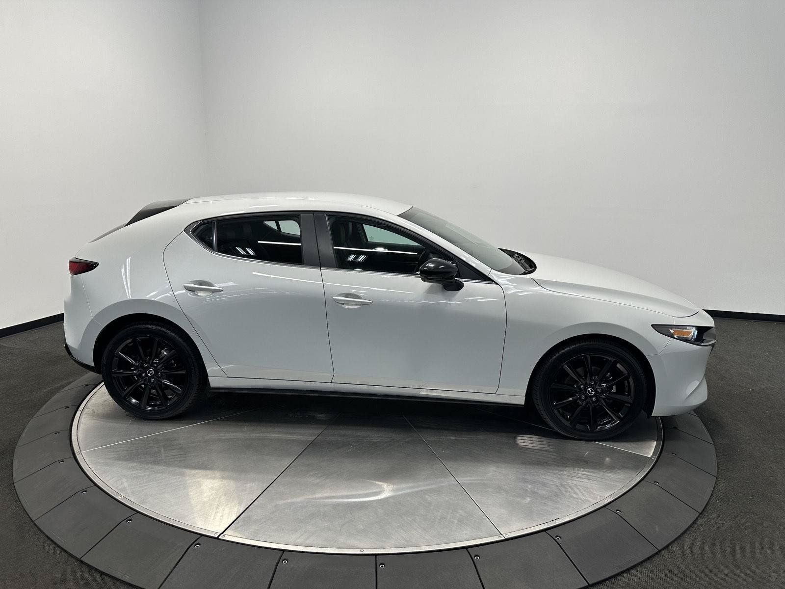 Used 2024 MAZDA MAZDA3 s FWD image 8