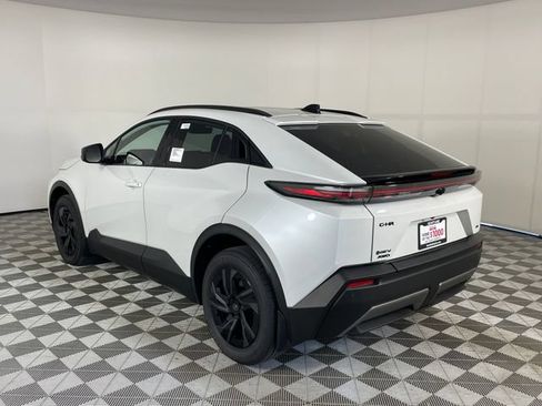 New 2026 Toyota C-HR AWD/4WD image 11