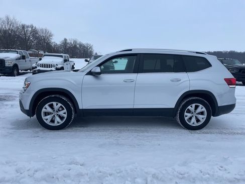 Used 2019 Volkswagen Atlas SE w/ Towing Package image 11