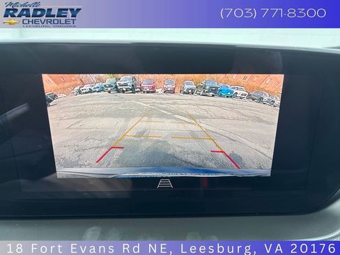 Used 2024 Buick Encore GX Sport Touring image 17