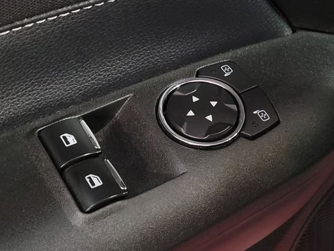 Used 2019 Ford Mustang Coupe RWD image 27