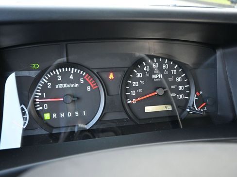 New 2025 Isuzu NPR image 6