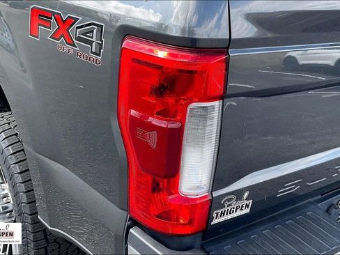 Used 2019 Ford F350 Lariat w/ Lariat Ultimate Package image 29