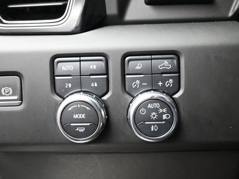 Used 2022 GMC Sierra 1500 AT4 w/ AT4 Premium Package image 20